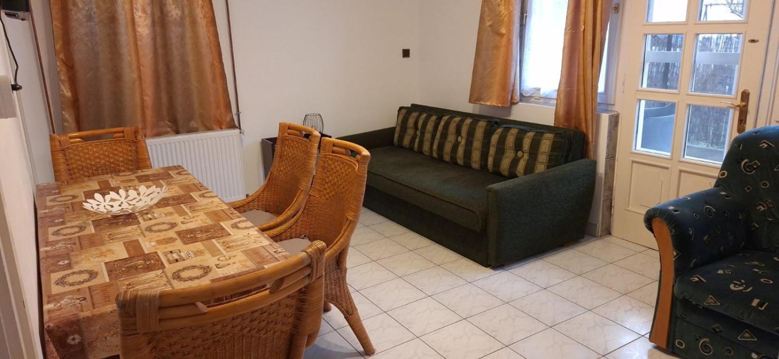 Benitta Vendeghaz Apartment Hajdúszoboszló Exterior foto
